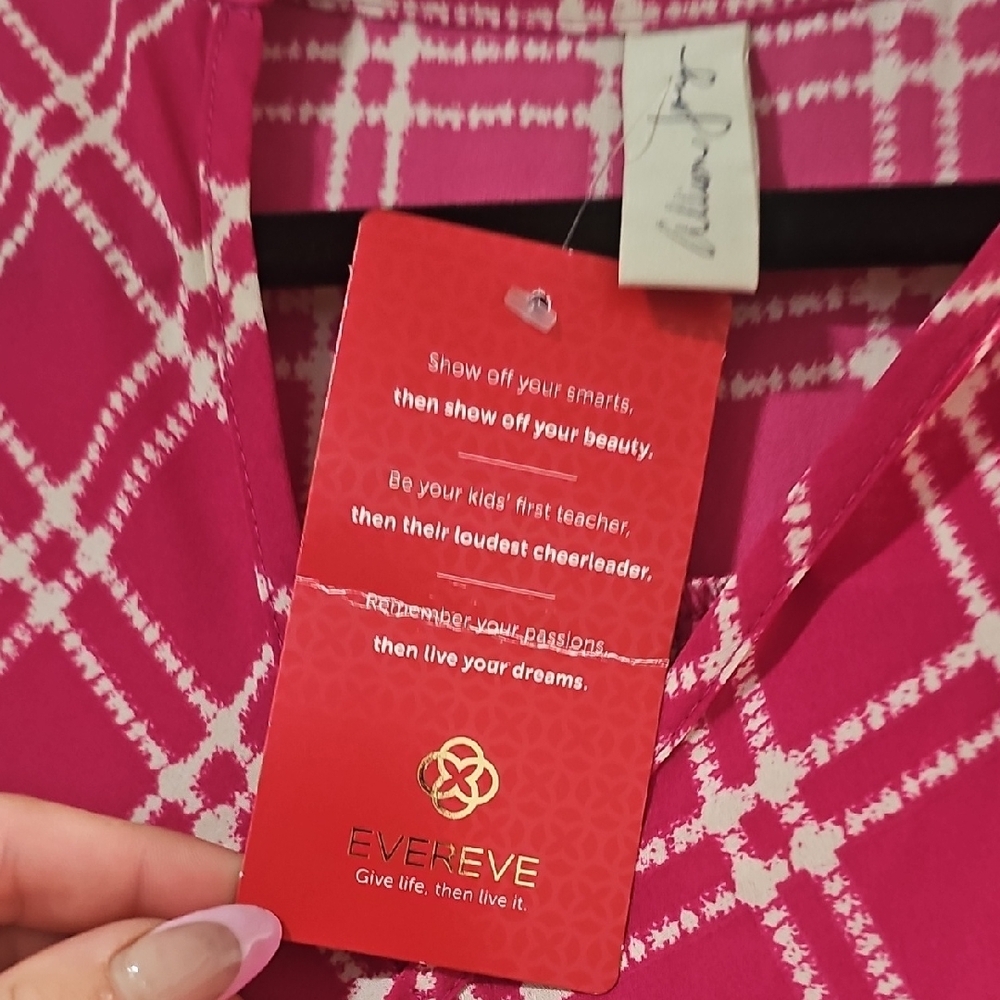 Evereve Fuchsia and White Plaid Sleeveless Blouse - Picture 2 of 4